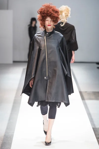 Look 37